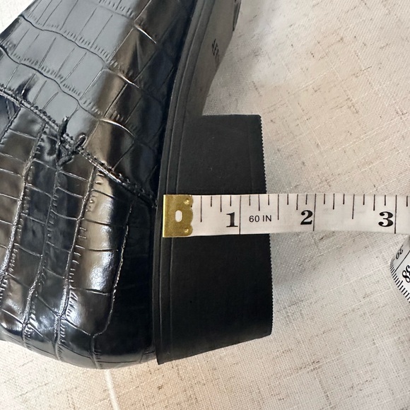 AEROSOLES Black Ankle Booties with Sleek Design - Picture 6 of 11